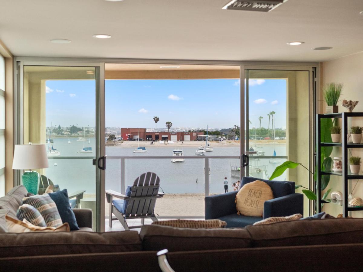 Stunning Bayfront With Gorgeous Views, Garage, Massive Roof Deck & Ac - Dogs Welcome! Сasa de vacaciones